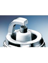 BOSCH 0 242 235 797 Свеча зажигания
