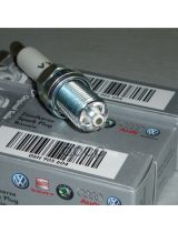 VAG 06H905604 Свеча зажигания