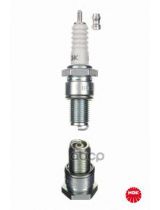 NGK B8ES Свеча зажигания
