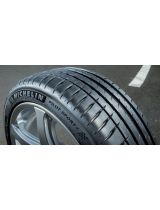 MICHELIN Pilot Sport 4 225/55R17 101Y