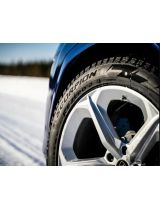 PIRELLI Scorpion Ice Zero 2 235/60R18 107H