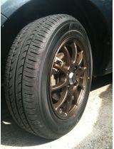 YOKOHAMA BluEarth AE-01 215/60R16 99H