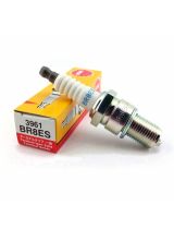 NGK BR8ES Свеча зажигания