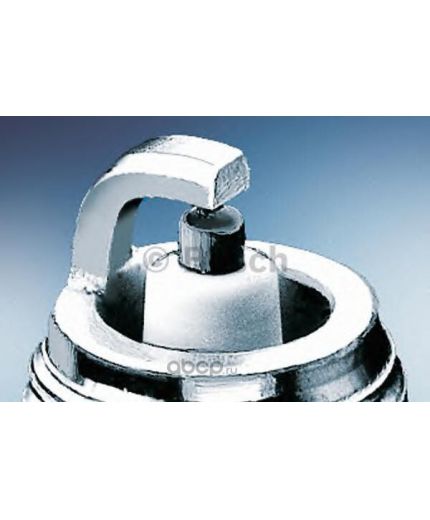 BOSCH Свеча зажигания