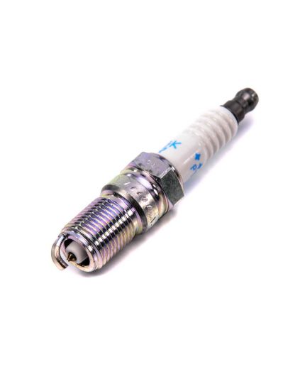 NGK Свеча зажигания