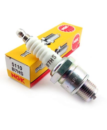 NGK Свеча зажигания