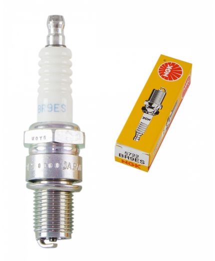 NGK Свеча зажигания