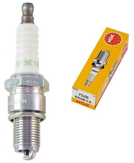 NGK Свеча зажигания