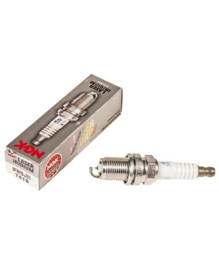 NGK Свеча зажигания