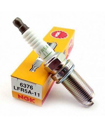 NGK Свеча зажигания