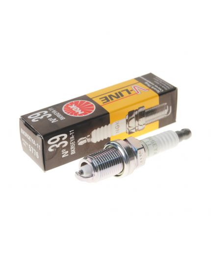 NGK Свеча зажигания