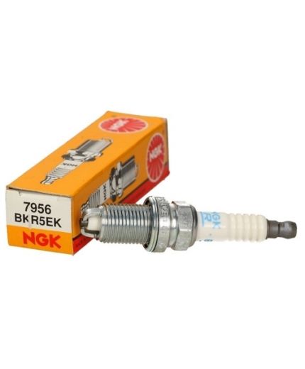 NGK Свеча зажигания