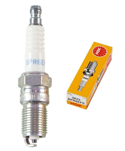 NGK Свеча зажигания