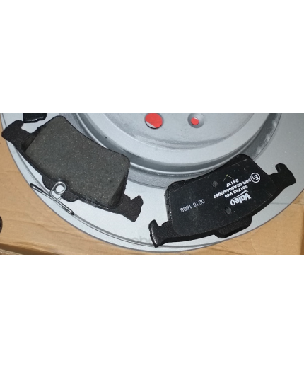 Valeo Колодки дисковые задние