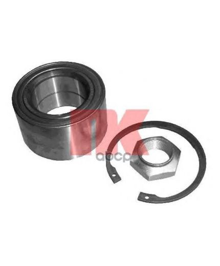 NK Подшипник ступицы передний