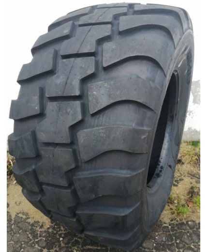 BKT FL-630 750/45R26.5 170D
