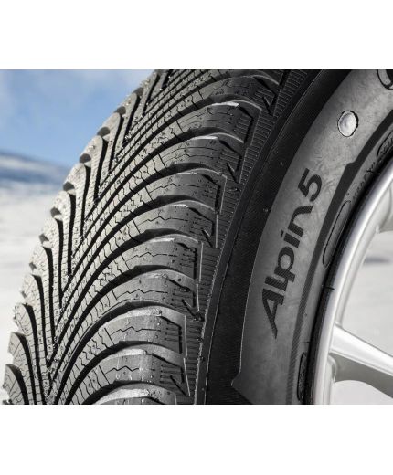 MICHELIN Pilot Alpin 5 245/40R19 98V