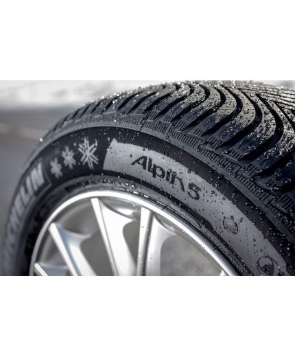 MICHELIN Alpin 5 225/55R16 99H