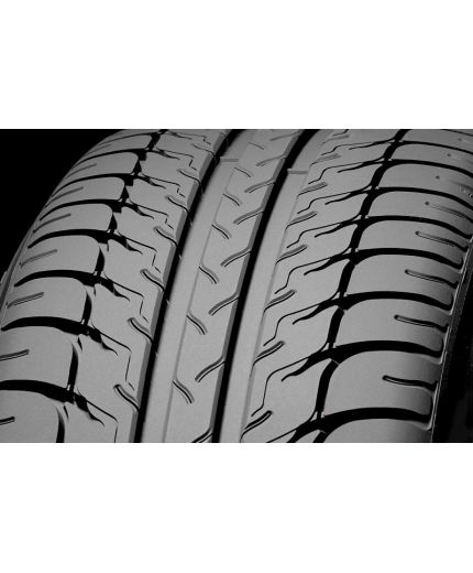 BFGoodrich G-Grip 215/40R17 87W