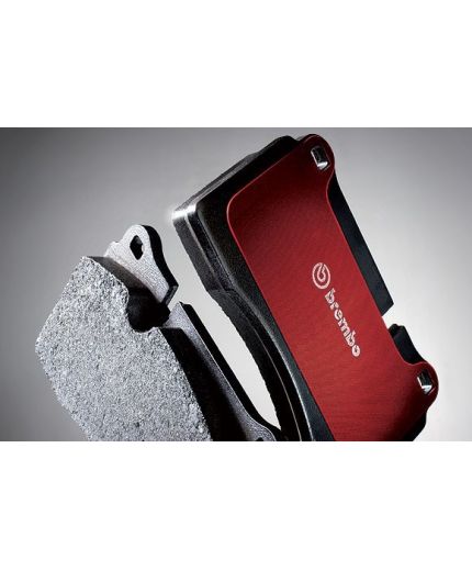 BREMBO Колодки дисковые передние