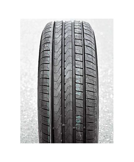PIRELLI Cinturato P7 245/40R18 97Y