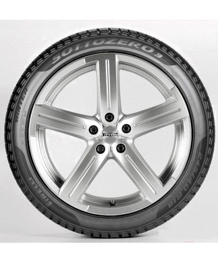 PIRELLI Winter Sottozero 3 215/55R18 99V
