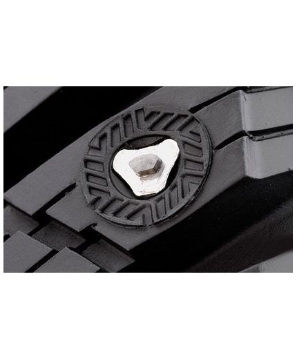 GOODYEAR UltraGrip Ice Arctic 245/45R18 100T Фото 9