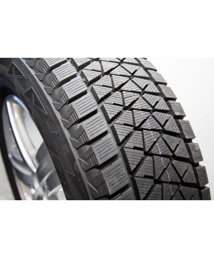 BRIDGESTONE Blizzak DM-V2 215/70R15 98S Фото 6