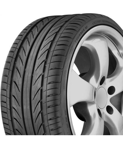 Delinte D7 215/55R17 94W