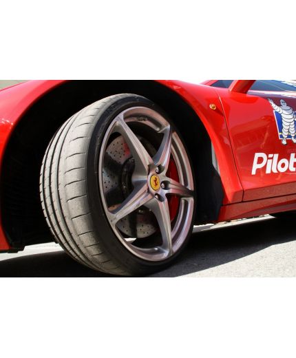 MICHELIN Pilot Super Sport 325/30R21 108Y Фото 4