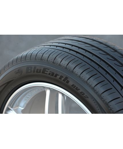 YOKOHAMA BluEarth RV-02 225/60R17 99H Фото 2