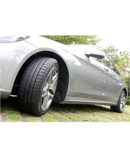 DUNLOP SP Sport Maxx 050 235/45R18 94Y