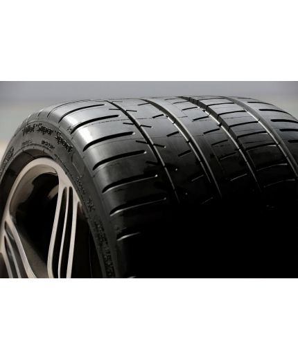 MICHELIN Pilot Super Sport 245/35R21 96Y (run-flat)