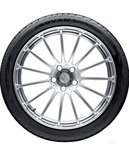 YOKOHAMA Advan Sport V105S 275/35R19 96Y (run-flat)