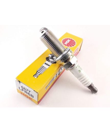 NGK Свеча зажигания