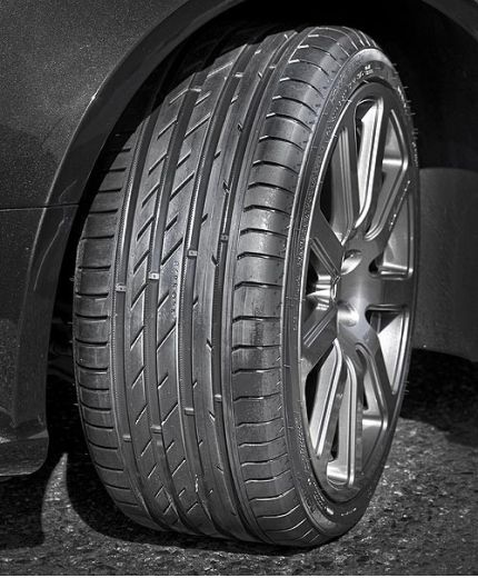 NOKIAN Hakka Black 215/55R17 98W Фото 5