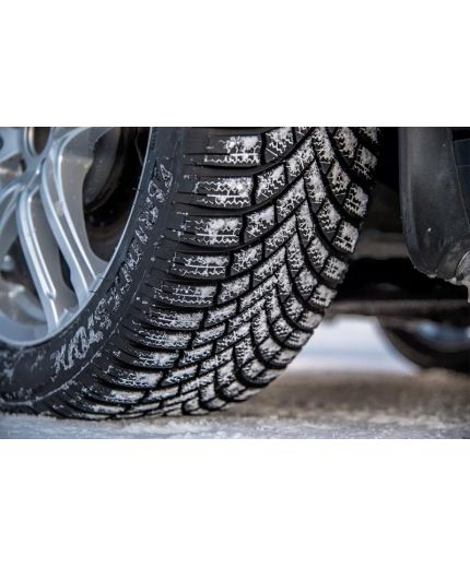 BRIDGESTONE Blizzak LM005 245/40R18 97V Фото 4