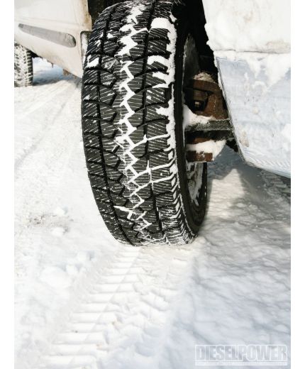 GOODYEAR UltraGrip Ice WRT 225/55R18 98T Фото 4