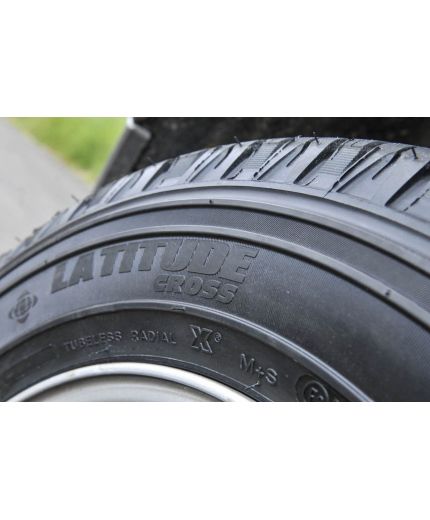 MICHELIN Latitude Cross 235/60R16 104H Фото 7