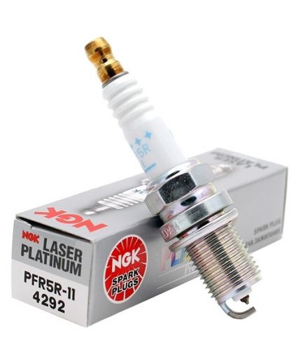 NGK Свеча зажигания