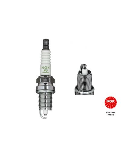 NGK Свеча зажигания
