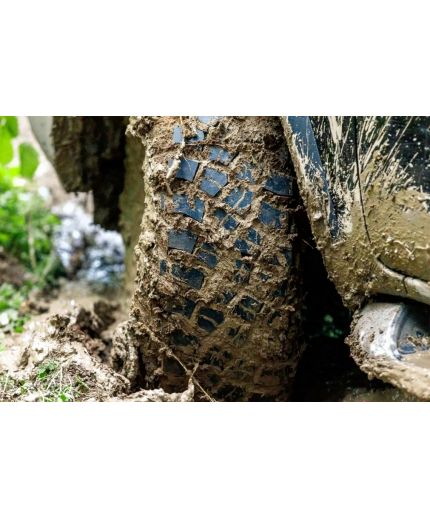 BFGoodrich Mud-Terrain T/A KM2 255/85R16 119/116Q Фото 7