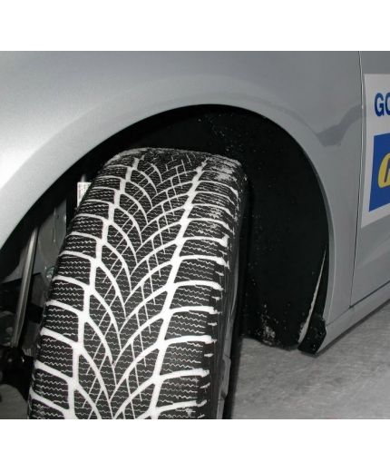 GOODYEAR UltraGrip Ice 2 245/40R18 97T Фото 5