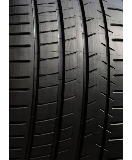 MICHELIN Pilot Super Sport 225/45R18 95Y Фото 19