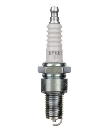 NGK Свеча зажигания