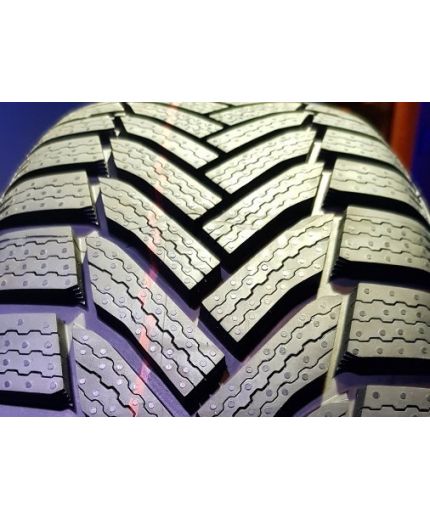 MICHELIN Alpin 6 215/65R16 98H Фото 4