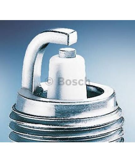 BOSCH Свеча зажигания